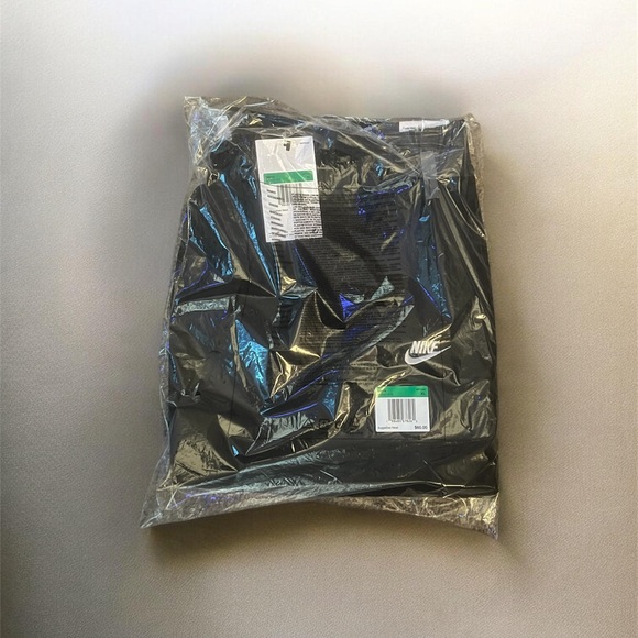 Nike Sportswear Club Men's Utility Shorts BLACK -XL - Picture 3 of 3